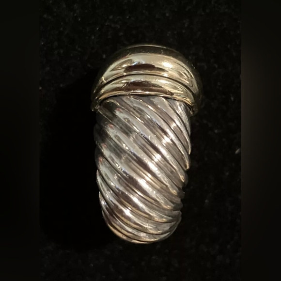 David Yurman 14k 925 Thoroughbred Shrimp Earrings - Picture 7 of 16